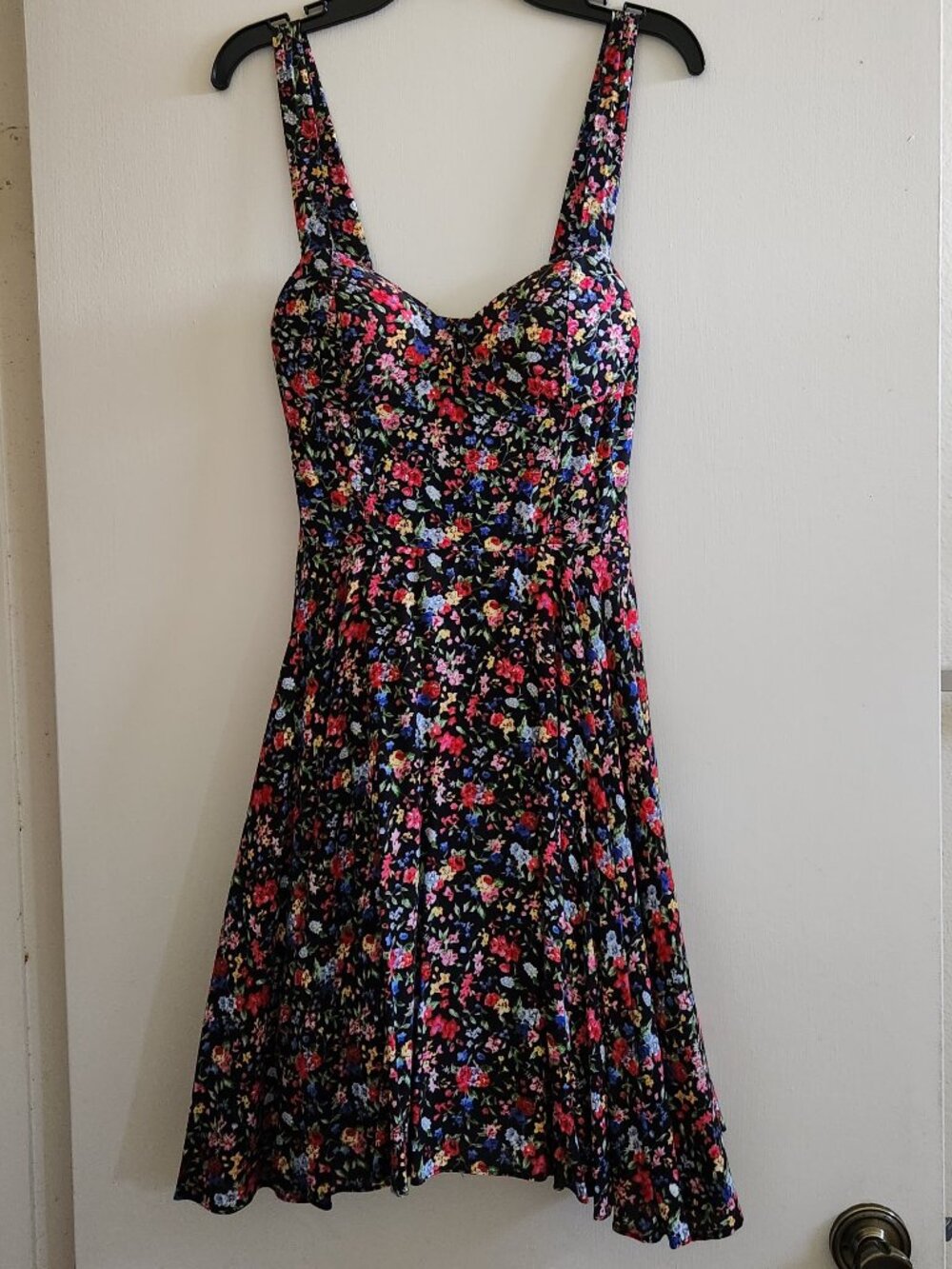Janette Fashion Sweetheart Neckline Black Floral Print Mini Dress Retro Vintage